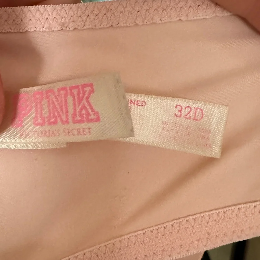 PINK by Victoria’s Secret size 32D Front Clasp T-Back Bra